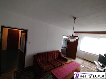 Rezervované-Na predaj - 2 izbový veľkometrážny byt 74 m2 Tur - 7