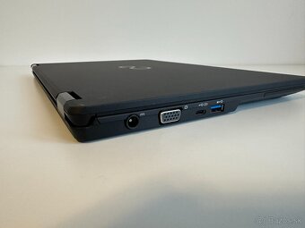 Fujitsu LifeBook U747 / i5 / 8GB DDR4 / 512GB SSD / Win10 - 7