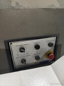 Vysekávací lis ERMAK CPP 1270x30 (7963) - 7