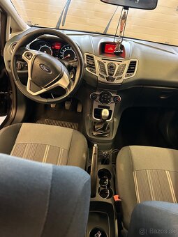Ford fiesta - 7