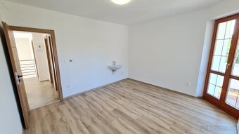 Moderné komerčné priestory, od 10m2 do  17m2  Rajecké Te - 7