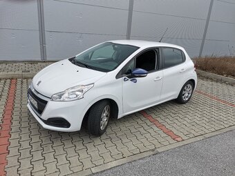 Peugeot 208 - 7