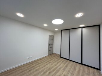 NOVINKA MODERNÝ, KRÁSNY 3 IZBOVÝ BYT S LOGGIOU - 7