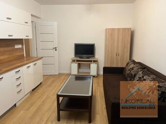 na prenájom zrekonštr. 2 izb. byt, KADNÁROVA ul. - 7