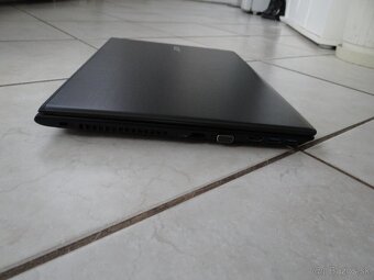 15.6" ACE E5/ Core I5/ 12GB RAM/ 128SSD a 500HDD/ 2xGrafika - 7