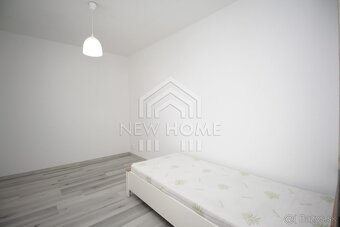 ZAČIATOK Petržalky - 3 SAMOSTATNÉ izby ( čiastočne NE - ZARI - 7