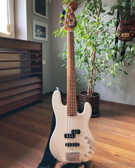 Charvel San Dimas Pro-mod 5 + Darkglass tone capsule - 7