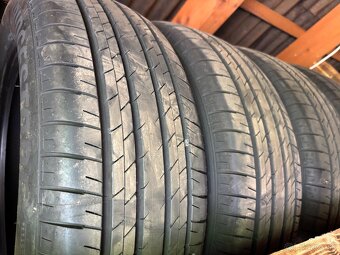 Bridgestone Alenza 225/60 R18 letne - 7