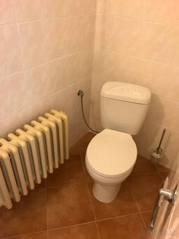 Na prenájom 2 izbový atypický byt v centre mesta BN - 7