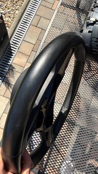 Multifunkčný kožený volant škoda octavia 3 - 7