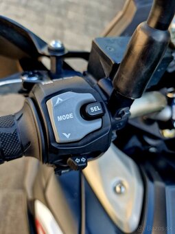 Suzuki DL 1000 V Strom - 7