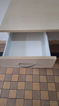 Manikérsky stôl - 7