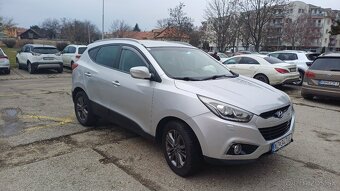Hyundai ix35 2.0 CRDi Premium 4x4 AUTOMAT - 7