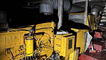 Lodný diesel generátor Caterpillar 3304 diesel engine 80 kW - 7