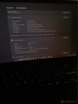 Asus Vivobook Go 15 - 7