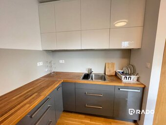 RentHub | Krásny moderný priestranný 2-izb. byt s parkovaním - 7