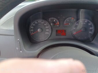 Predám Fiat Punto 1.2 Benzín - 7