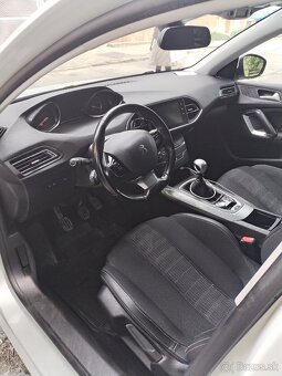 Peugeot 308 - 7