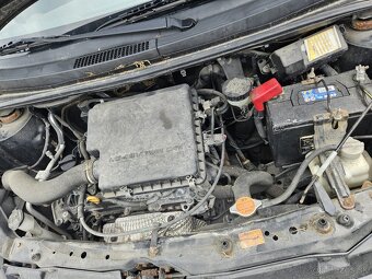 Daihatsu Sirion 1.3 i 4×4 model 2010 - 7