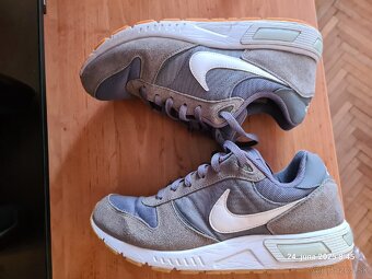 Nike nightgazer - 7