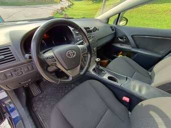 Toyota Avensis combi 2,0 D-4D - 7