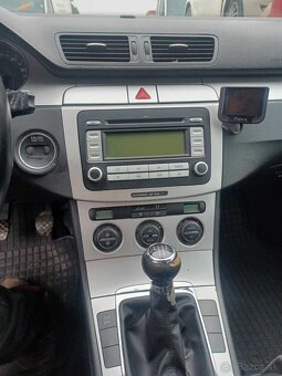 Rozpredám VW Passat B6 2.0Tdi 103kw BKP - 7