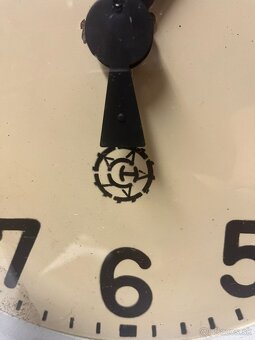 Industriálne hodiny - 7