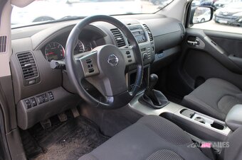 Nissan Pathfinder 2,5 DCi 126 kW 4WD - 7