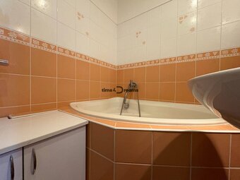 Na predaj: 3 izbový byt + BALKON + ŠPAJZA - 7