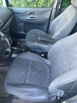 VW Sharan 1.9tdi 85kw 7miestne (5sedaciek) - 7