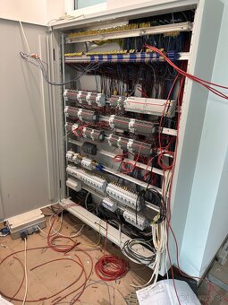 Práca pre elektrikárov a montažnikov elektrarne - 7
