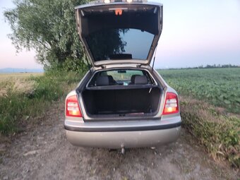 Škoda octavia 1 1.6 2004 - 7