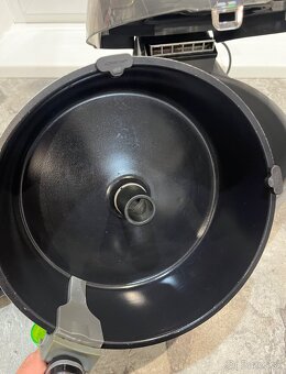 Tefal ActiFry 2-in-1 YV960140 Teplovzdušná fritéza - 7