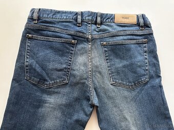 Pánske,kvalitné džínsy HUGO BOSS - RED - 34/32 - 7