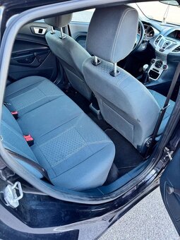 Ford Fiesta - 7