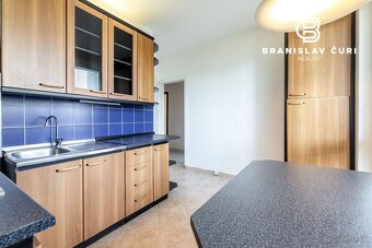 REZERVOVANÉ - PREDAJ 3-IZBOVÉHO BYTU V PÔVODNOM STAVE - Palá - 7