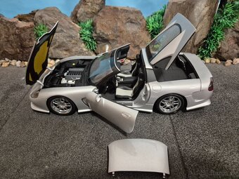 Prodám model 1:18 Callaway C12 AUTOart - 7