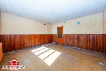 NA PREDAJ | Rodinný dom Drietoma, časť Brúsne - 7