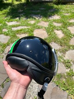 Prilba na motorku - 7