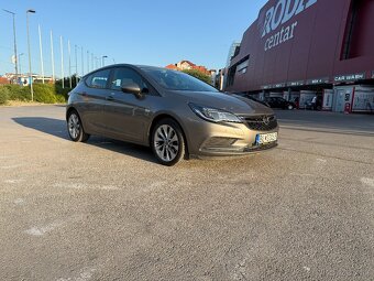 Opel Astra 1.4 T 92kW 1. majiteľ 110tkm serv kniha - 7