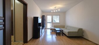 PNORF – zrekonštruovaný 3i byt s loggiou a komorou, M. Bela - 7