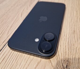 Apple iphone 16 čierny - 7