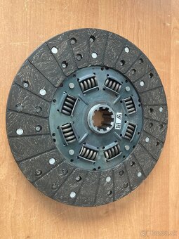 ZIL 131 predám palivovú nádrž a iné ND - 7