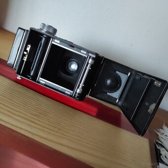Starý fotoaparát Flexaret - 7
