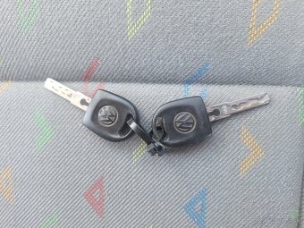 VW T5 1,9TDI 3 MIESTNE PRACOVNÉ AUTO - 7
