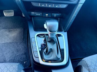 Kia Ceed 1.5T-GDI-118kW-AUTOMAT-ČR-DPH-- - 7