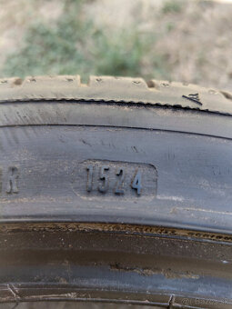2x letne Dunlop 225/40R18 - 7