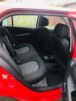 Škoda Fabia 1.2 HTP 47kw - 7