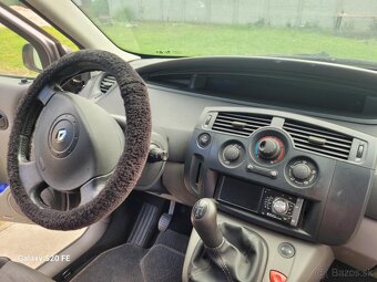 Renault Megane Scenic - 7