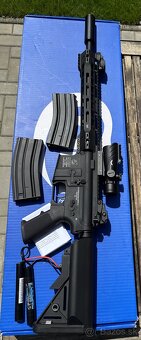 Airsoft Cybergun Colt M4A1 AEG Full Metal Long - 7